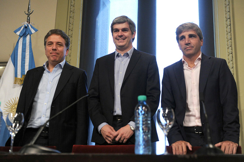 ¿Ahora sí? Dujovne y Caputo prometieron inversiones para 2017