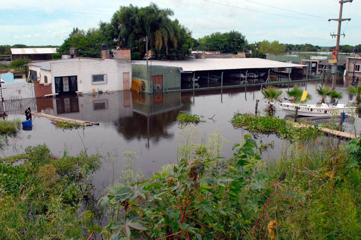Más de 800 evacuados por nuevas inundaciones en Santa Fe