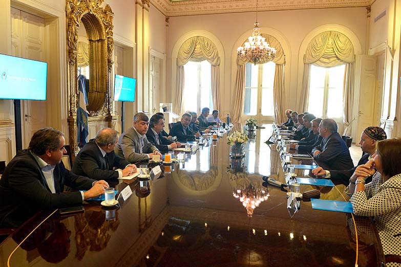 La primera reunión de Gabinete de 2017