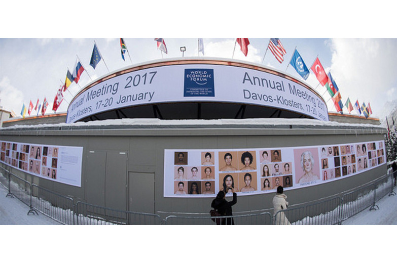 Davos: el gobierno se lanza a la conquista del capital pero los anuncios reales siguen en veremos