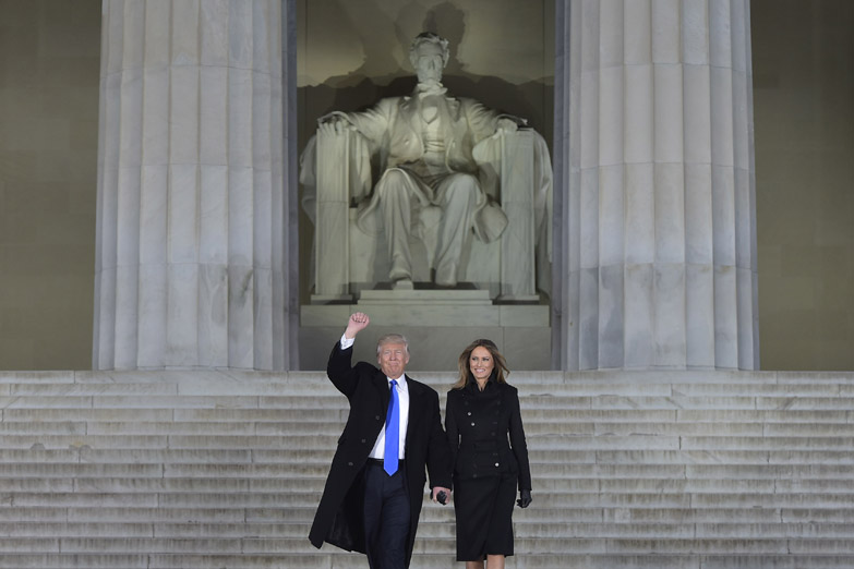 Nueva era: juró Trump como el 45º presidente de EEUU