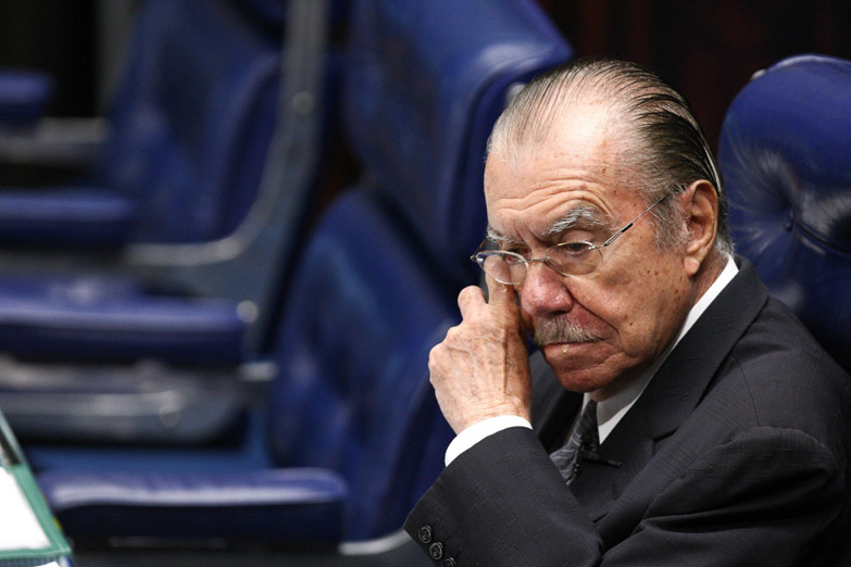 Brasil: piden investigar al expresidente José Sarney por el escándalo Petrobrás