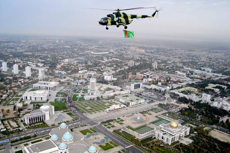 Turkmenistán, un reino plebeyo en medio de Asia