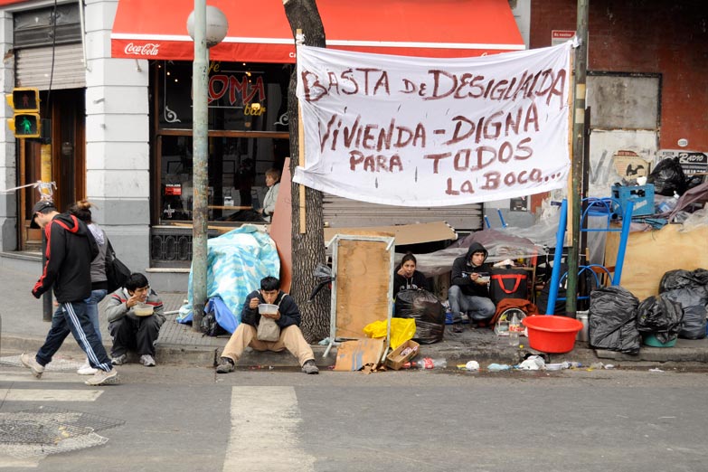 La Boca cambia al ritmo de los desalojos: en solo dos meses, 64 familias a la calle