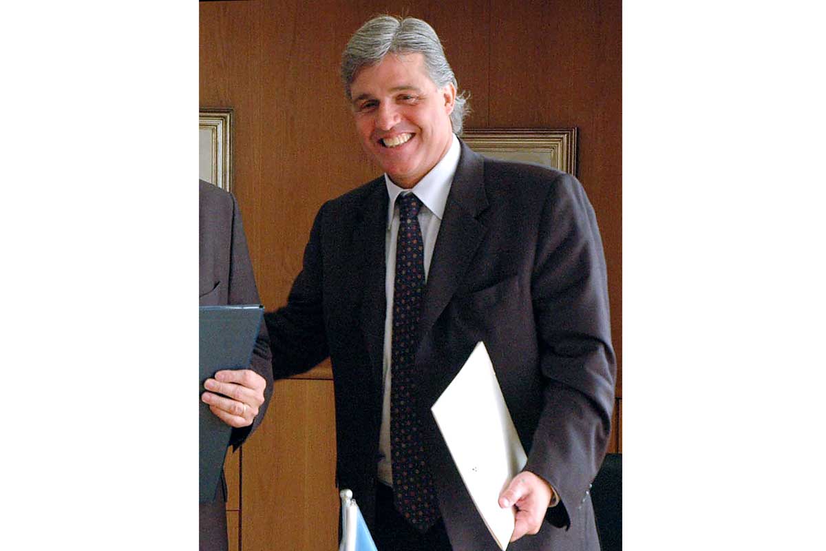 Una rara eclosión anticipada en la Cancillería del Uruguay