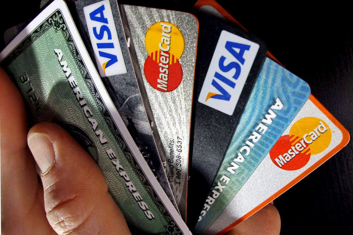 En cuarentena, se desploma el uso de tarjetas de crédito y crecen los planes «Ahora»