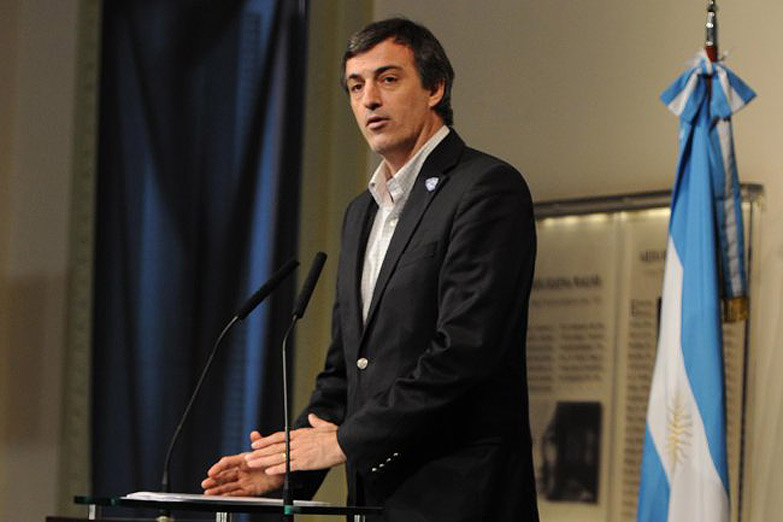 «La verdadera grieta es entre una dirigencia vieja y una Argentina que quiere ir a trabajar»