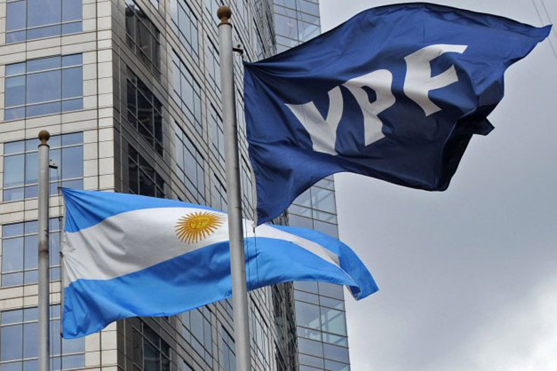 YPF devaluó sus activos y perdió $ 33 mil millones