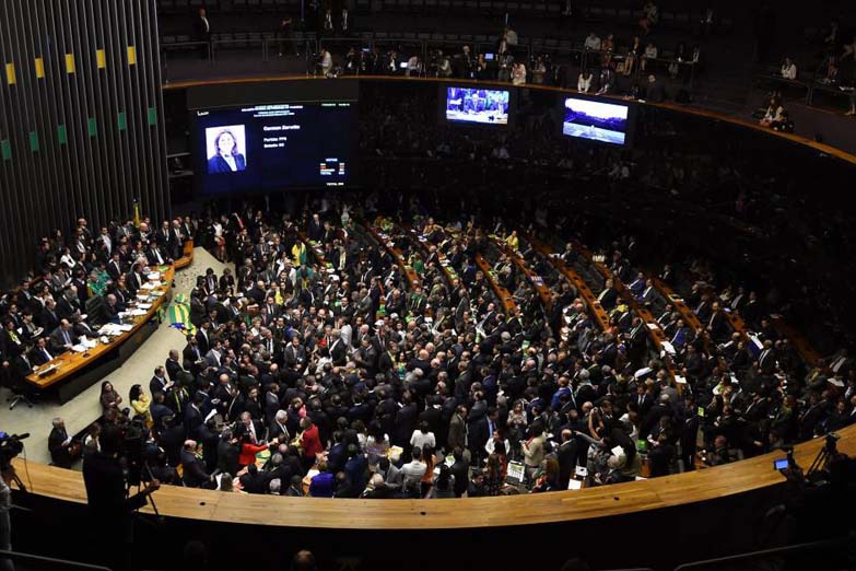 Brasil: la Cámara Baja aprobó una retrógrada reforma laboral