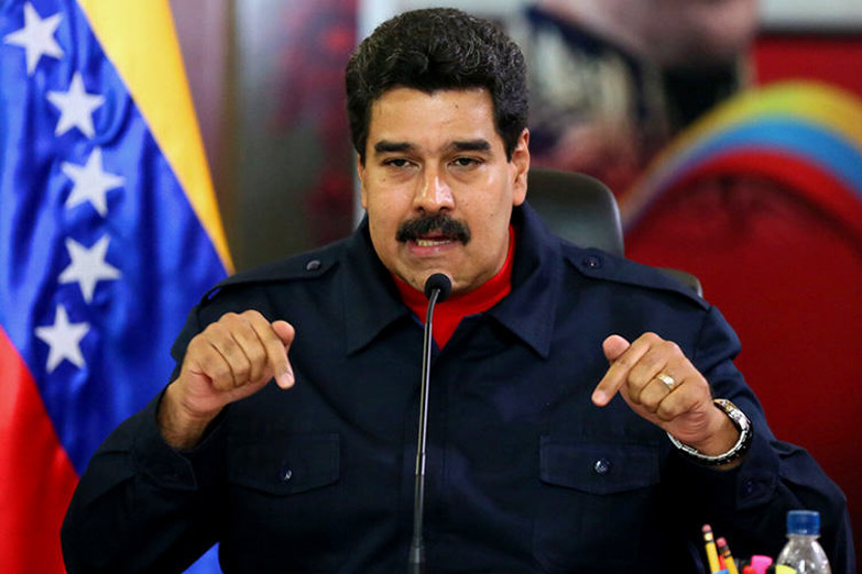 Maduro audaz: convocó a reformar la Constitución chavista