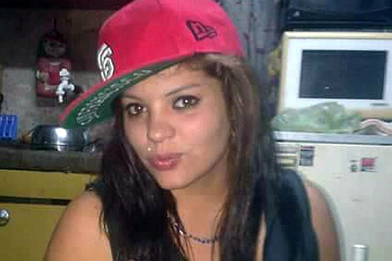 Buscan a una joven desaparecida en Isidro Casanova