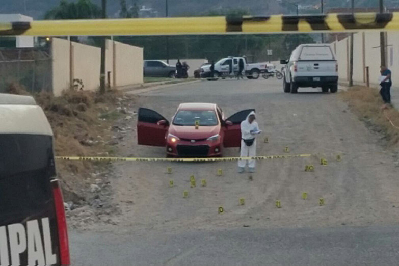 Ya son dos los periodistas asesinados el lunes en México