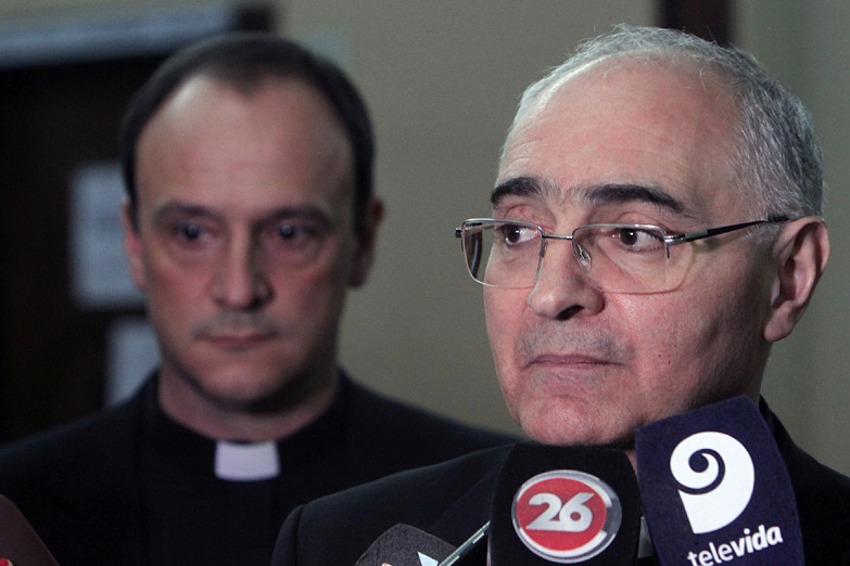 Según la Comisión del Vaticano, hay chicos «que se enamoran de los curas» y denuncian «por despecho»