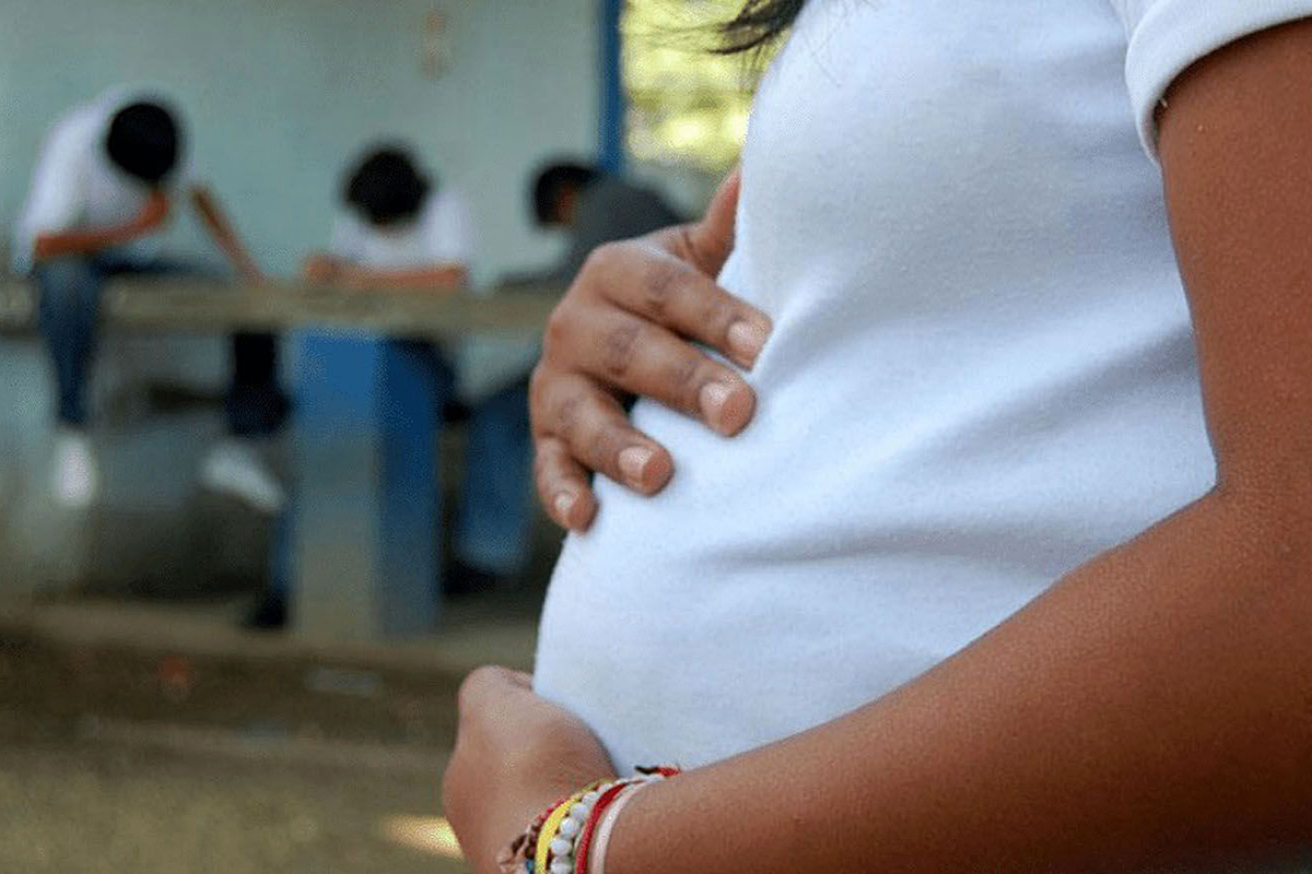 Unicef lanzó una campaña para prevenir el embarazo no intencional: diez adolescentes son mamás por hora