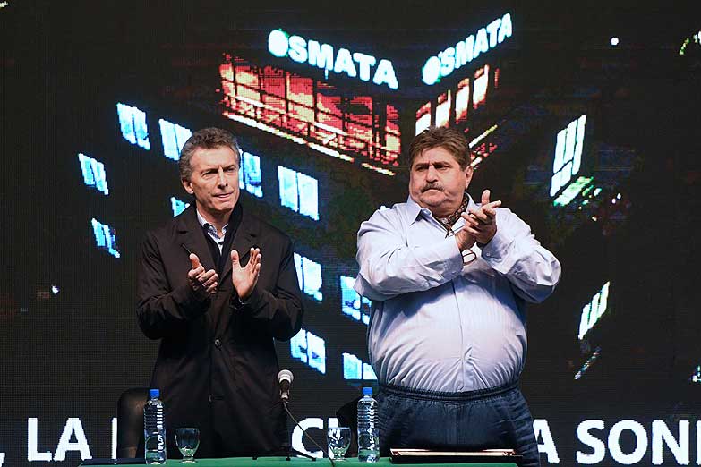 El presidente volvió a ser abucheado en un acto oficial