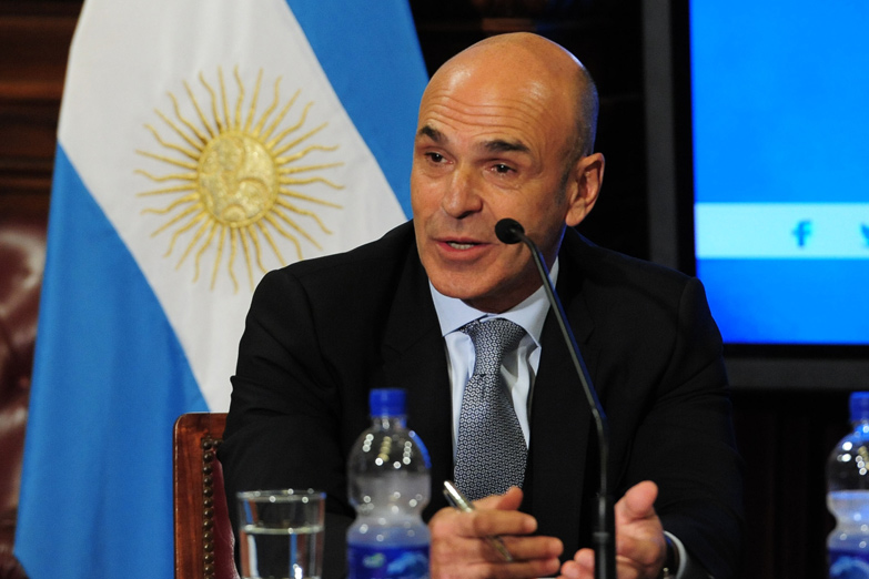 Denunciaron el hackeo de mails a quienes investigaban a Arribas