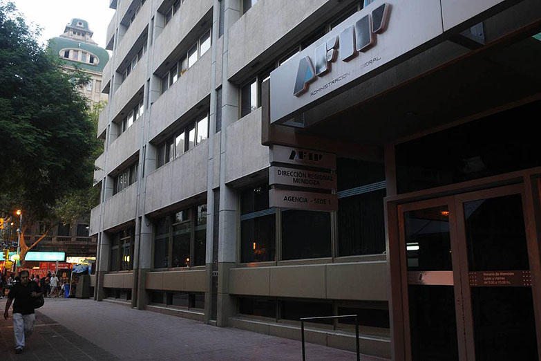 La recaudación de mayo quedaría por debajo de la inflación