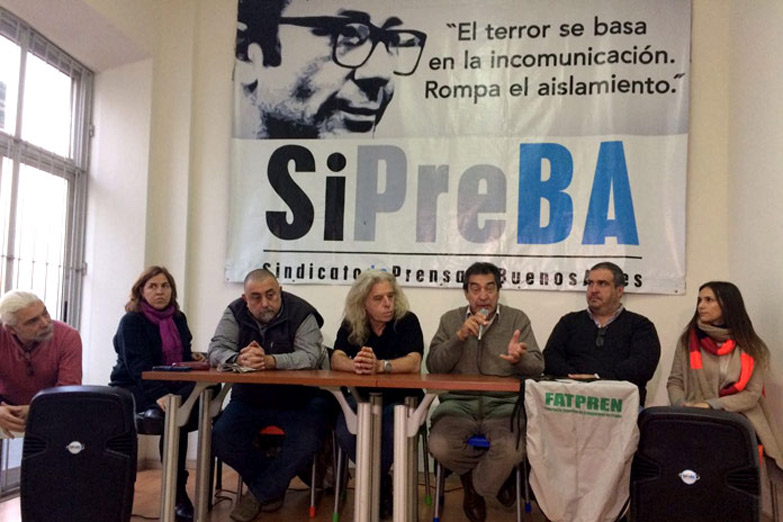 Un Día del Periodista con cese de tareas y movilización