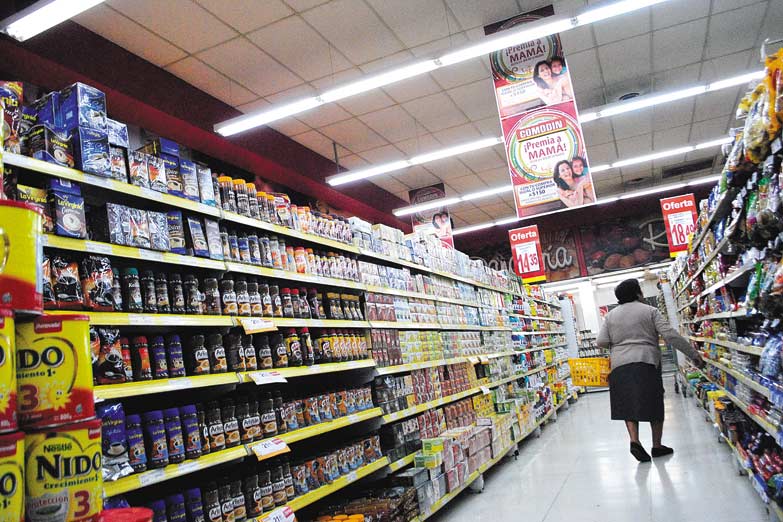 El consumo sigue en caída y la tendencia es negativa