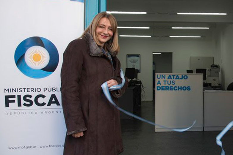 Un fallo judicial ratifica la potestad de Gils Carbó para trasladar fiscales