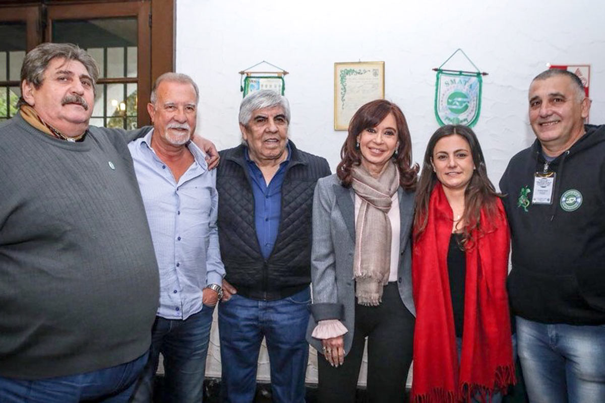 En el peronismo se perfilan dos caminos hacia 2019 y Moyano le hace un nuevo guiño a CFK