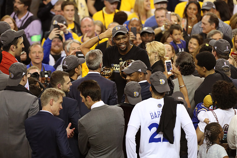 Los campeones Warriors podrían no ir a visitar a Trump