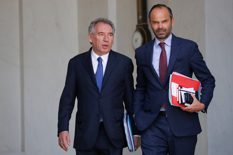 Ya son cuatro los ministros que dejan el gabinete de Macron antes de asumir