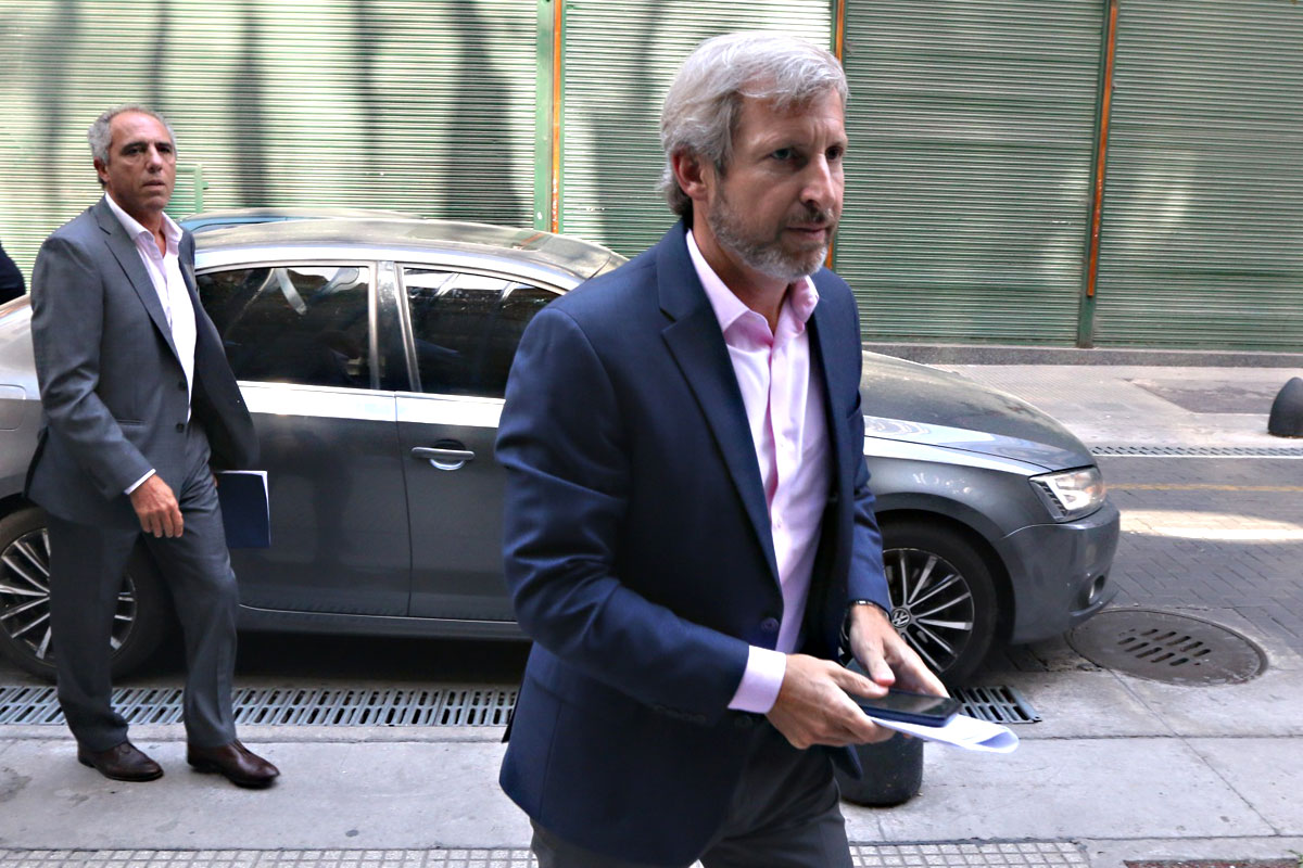 Frigerio pidió que el Congreso «no sea una escribanía», pero aclaró que acuerda con el espíritu de la mega ley