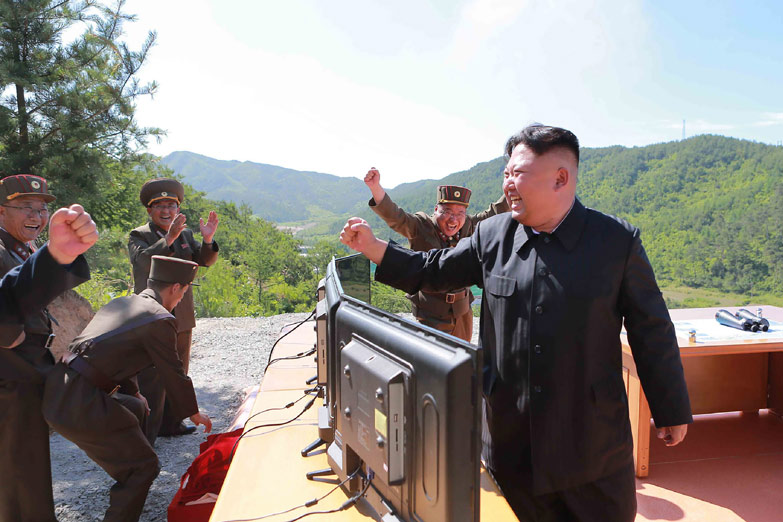 El mundo en vilo por un nuevo misil de Corea del Norte