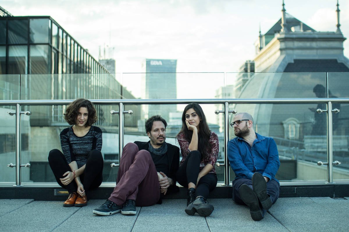 Canciones desde más allá del circuito comercial