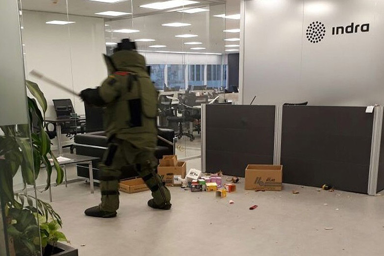 Explotó una carta bomba en la empresa que debe contar los votos