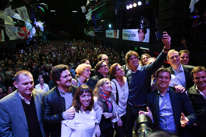 Lousteau llamó a buscar nuevas soluciones