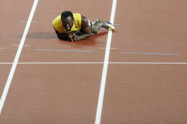 El hombre más veloz del mundo termina su carrera en el piso