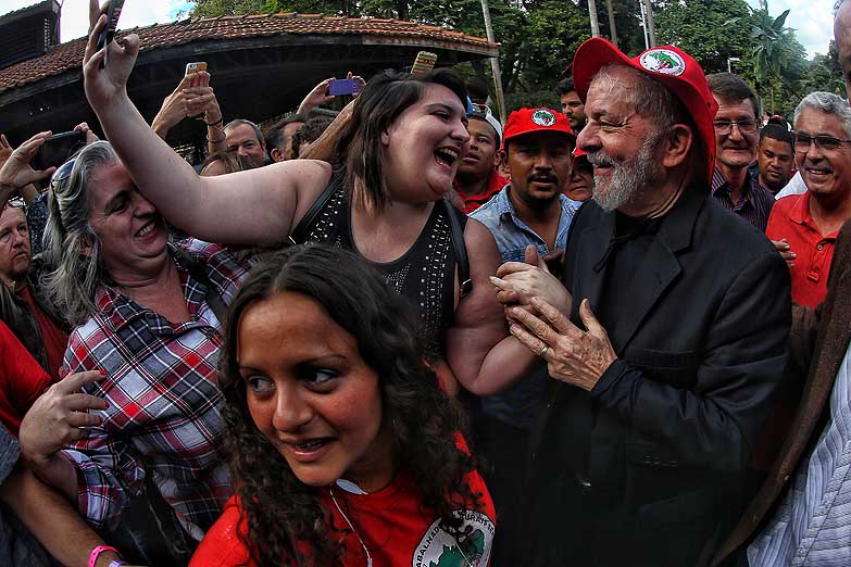 Lula sale de gira proselitista por el Nordeste