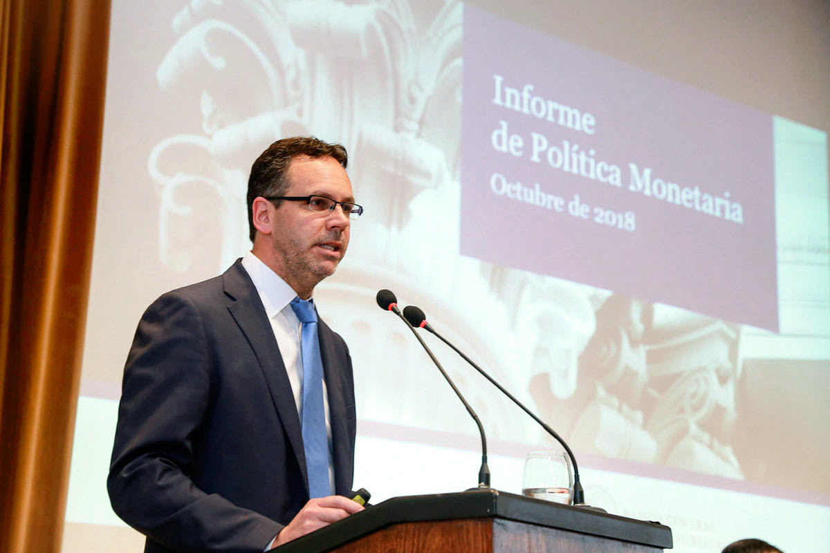 Advierten que sube la demanda de dólares en un contexto de menor oferta