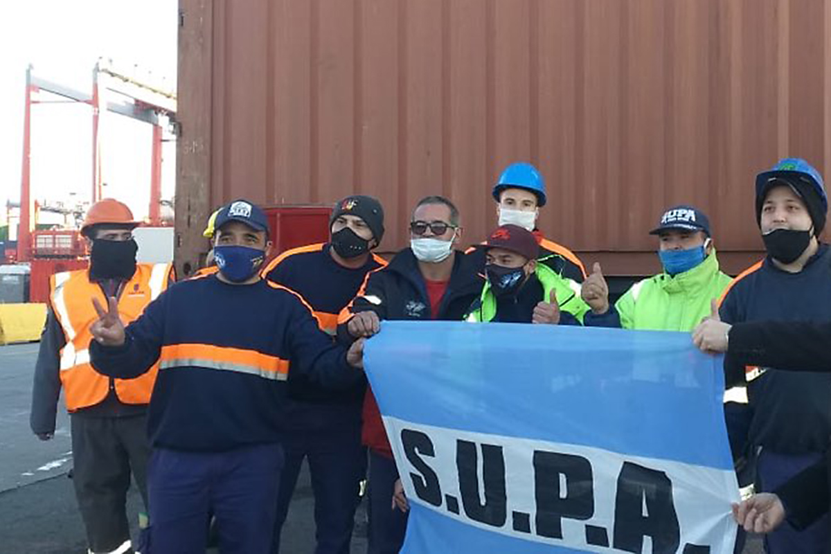 Seis dirigentes portuarios están detenidos hace diez días por un conflicto salarial que ya concluyó