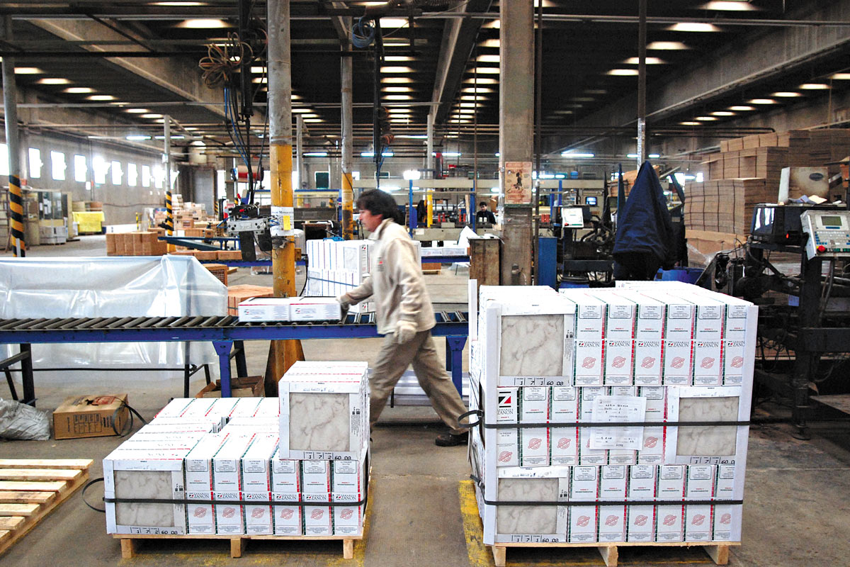 Recuperadas: dos de cada tres trabajadores ganan lo mismo o menos que hace dos años