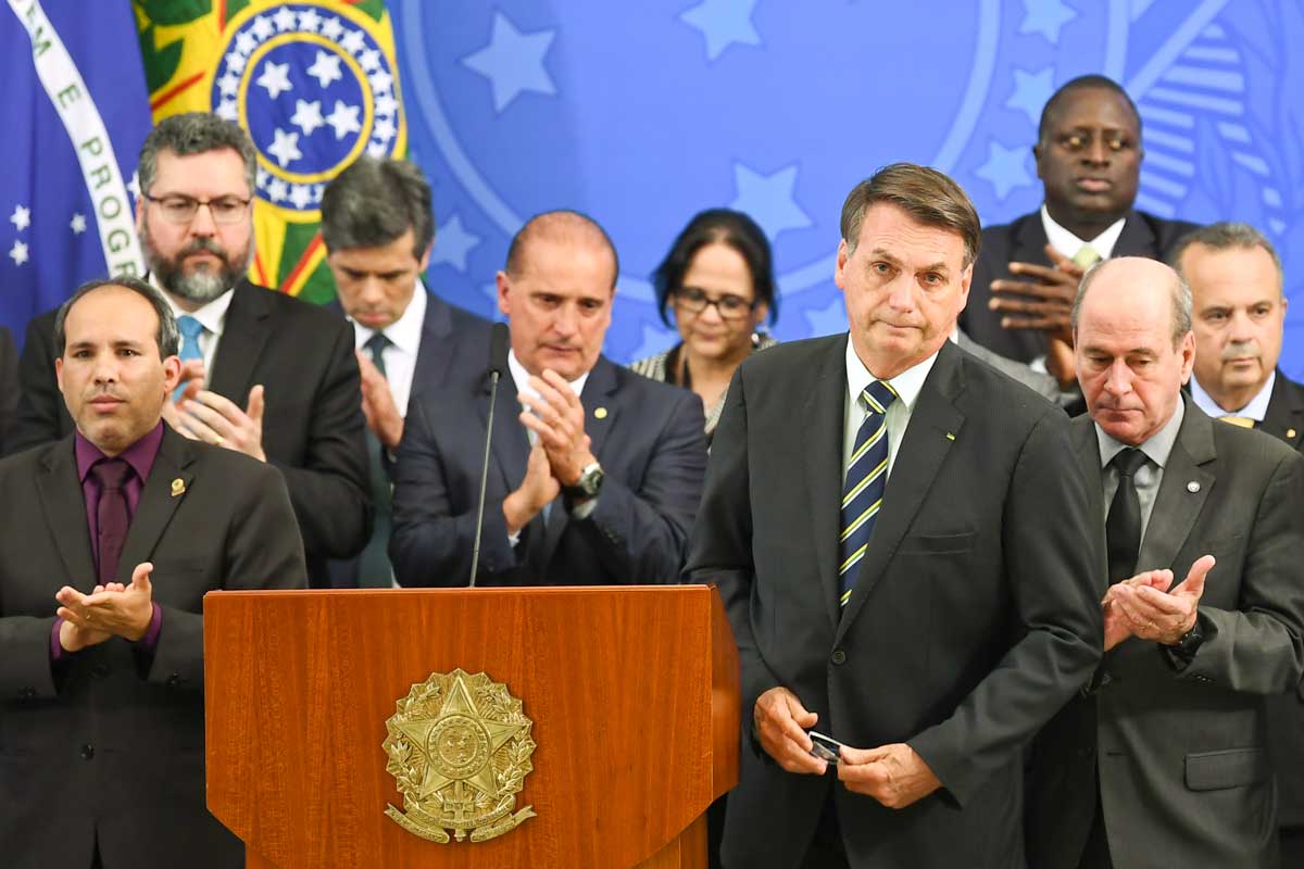 Brasil se descompone y Bolsonaro no acierta a capear el temporal