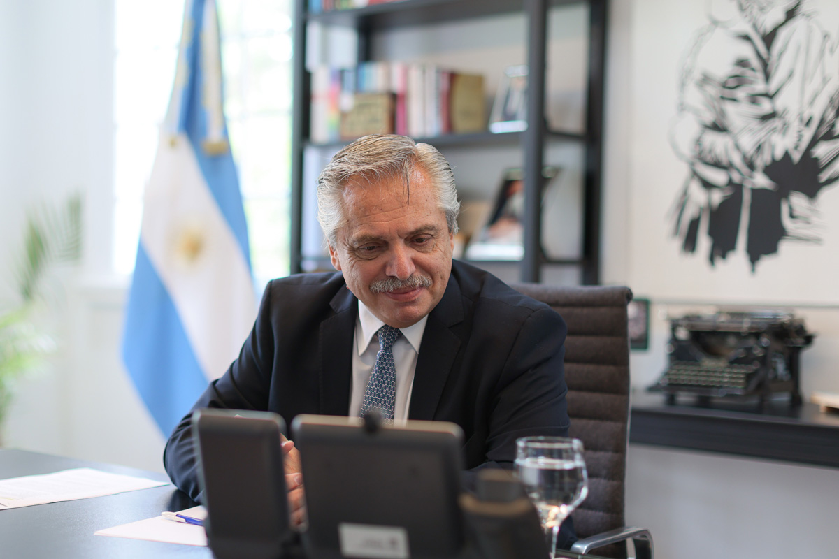 Alberto dialogó con Putin sobre la provisión de vacunas a la Argentina