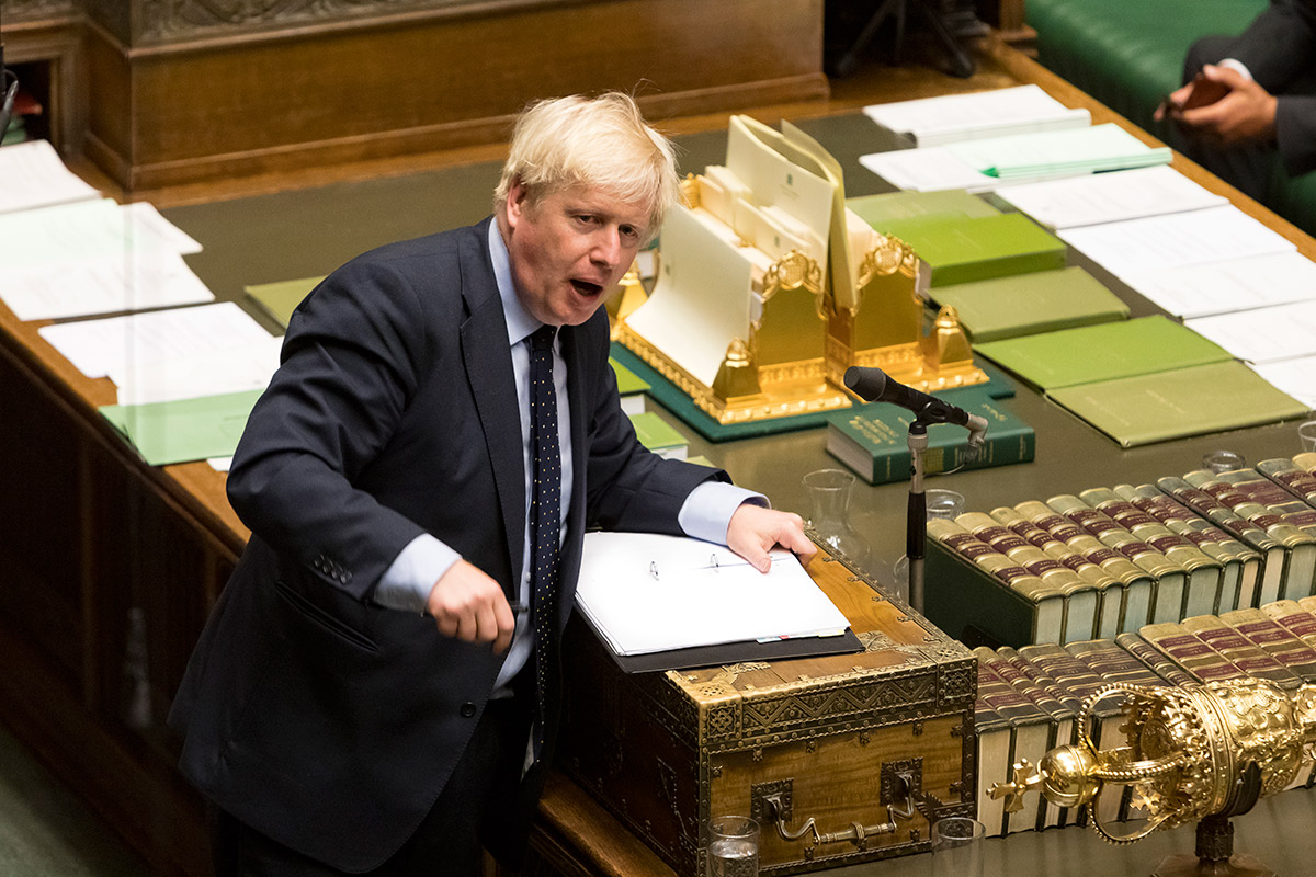 Boris Johnson derrotado por los opositores a un Brexit sin acuerdo