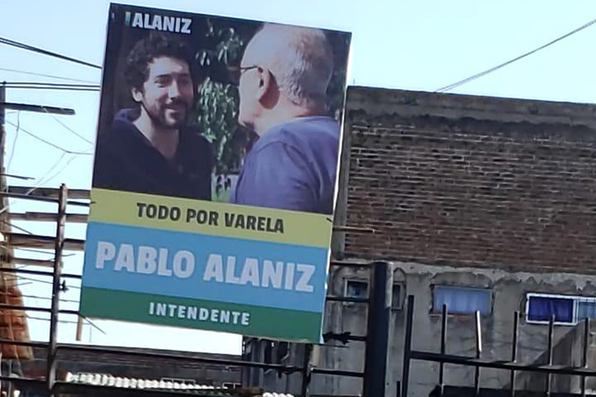 Fue community manager de Macri y ahora lo oculta en su campaña a intendente de Florencio Varela