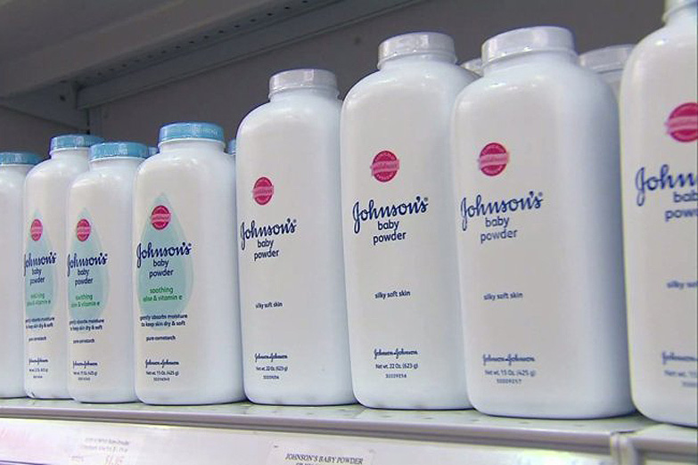 Johnson & Johnson debe pagar 417 millones de dólares de indemnización por un talco presuntamente cancerígeno