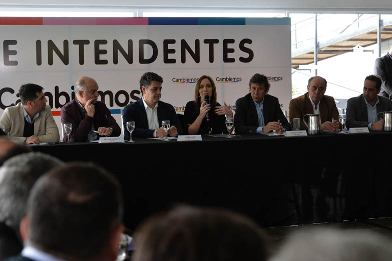 Vidal arengó a intendentes propios rumbo a las elecciones