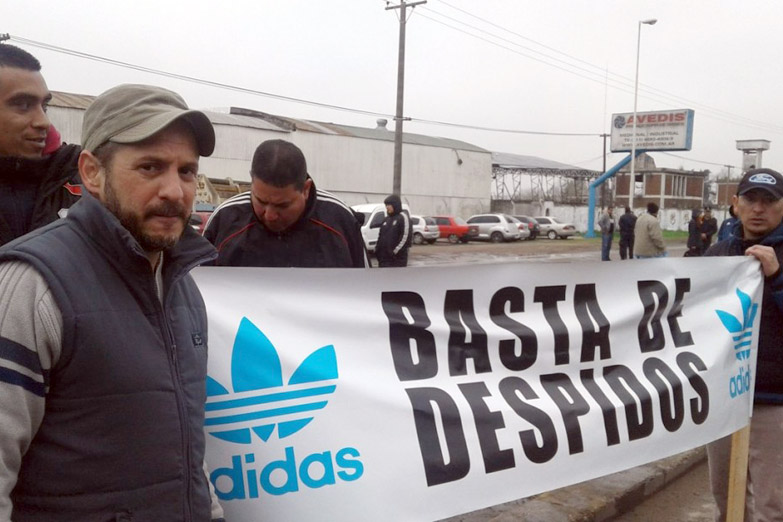Cerró una proveedora de Adidas en Chivilcoy: 600 despidos