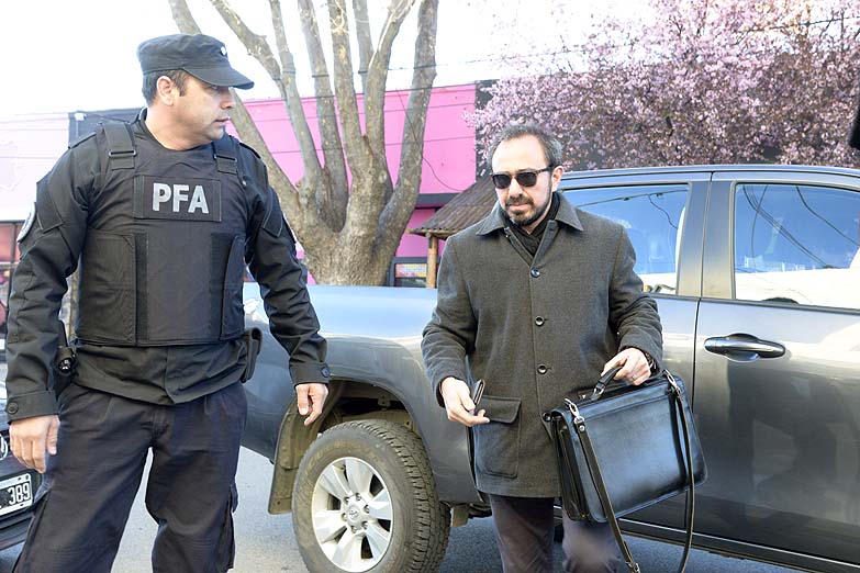 La justicia de Chubut analiza si aparta a Otranto de la causa Maldonado