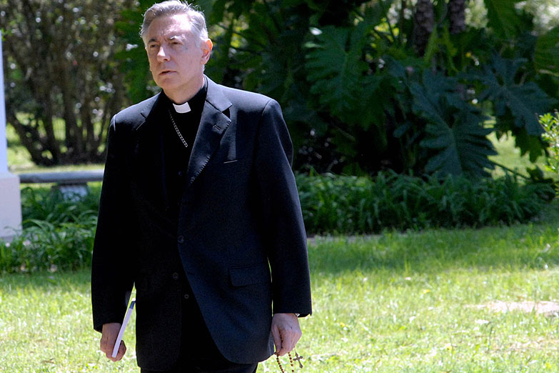Monseñor Aguer prohibió a colegios enseñar sobre matrimonio igualitario