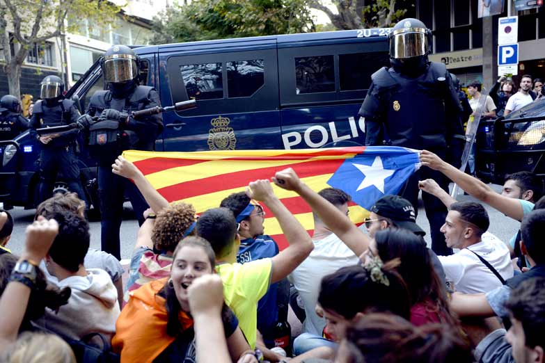 La batalla política por el referéndum en Cataluña
