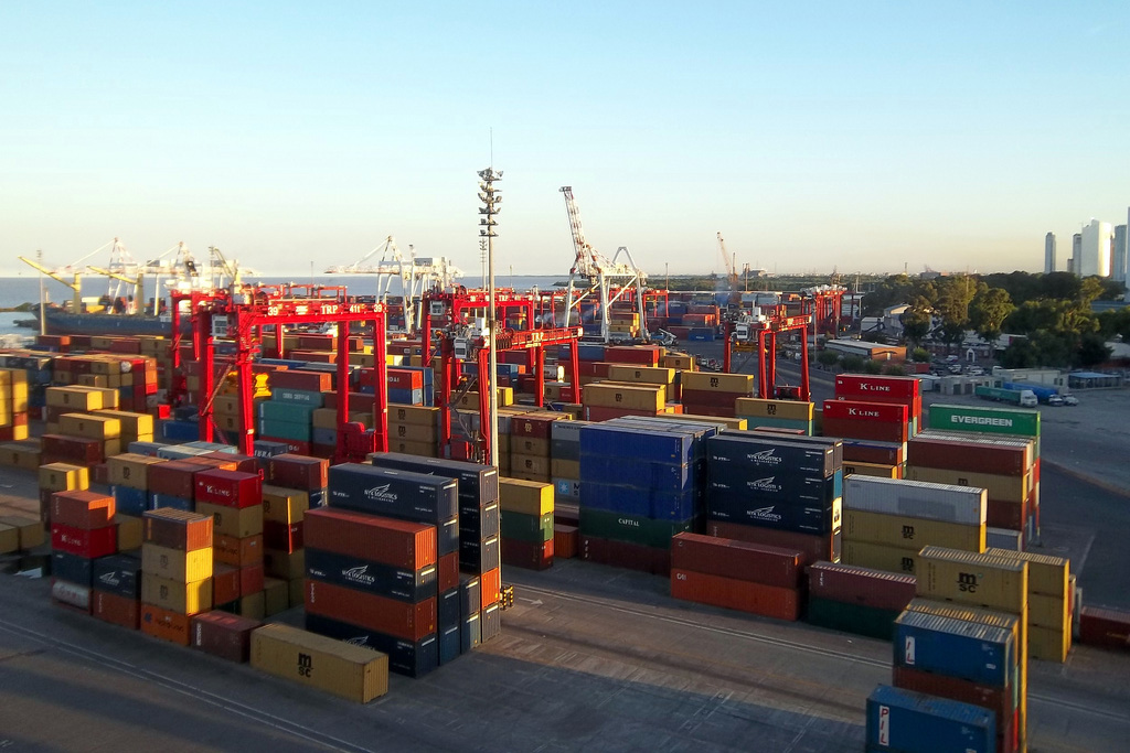 El déficit comercial fue récord en agosto: U$S 1.083 millones