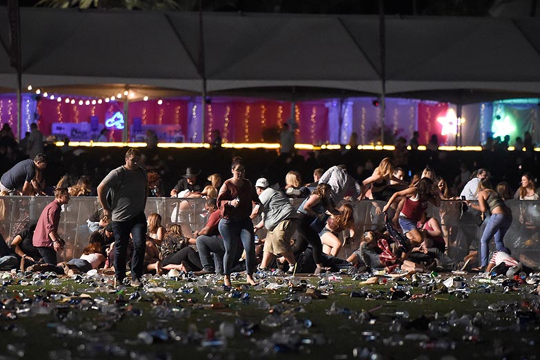 Masacre en Las Vegas: 58 personas murieron en un ataque a balazos durante un recital