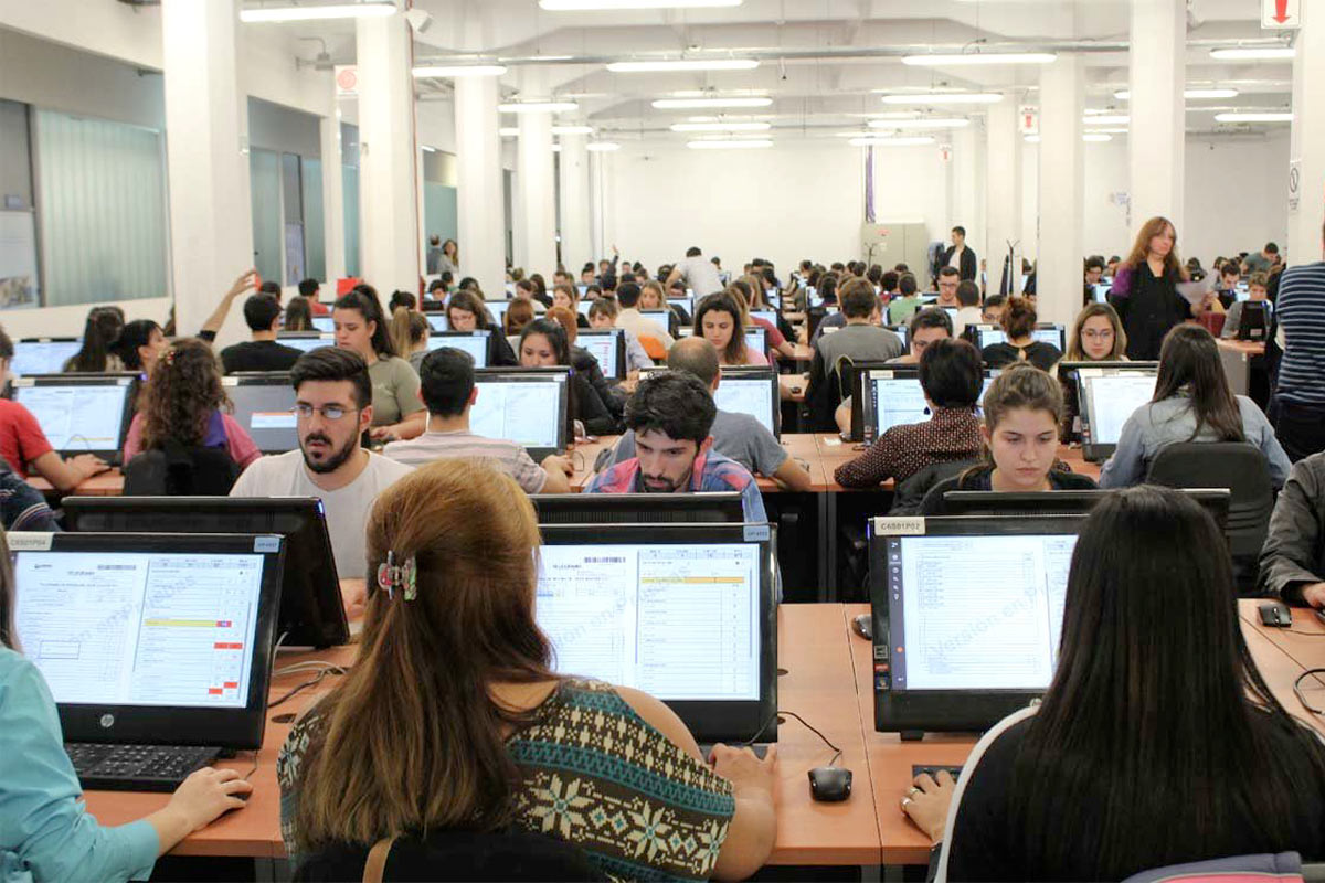 La millonaria puja empresaria por el escrutinio de las elecciones